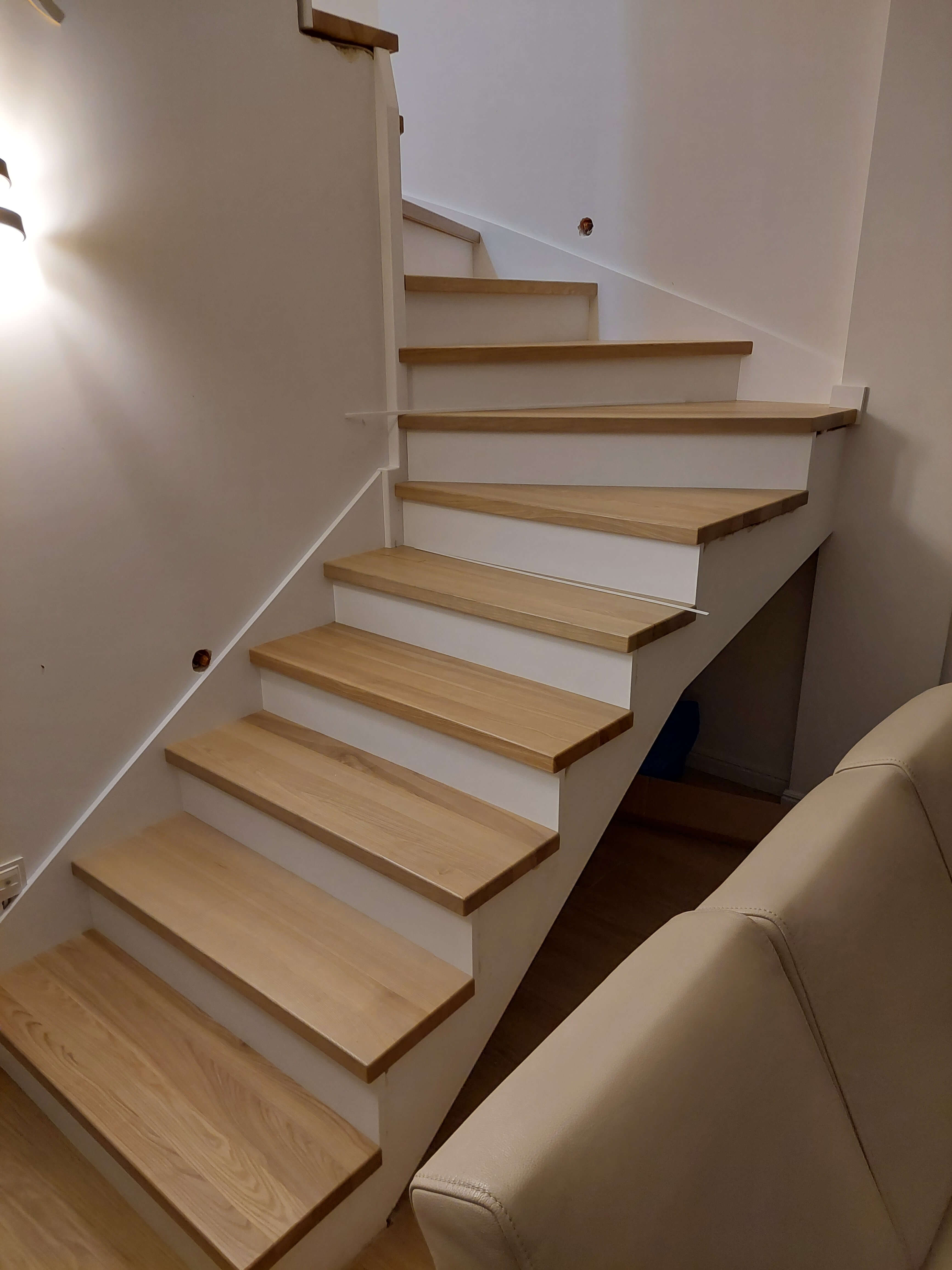 Image of stairs